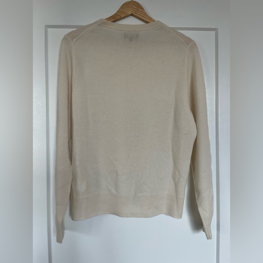 Quince 100% Cashmere Sweater | Cream Crewneck Knit (M) - Picture 3 of 4
